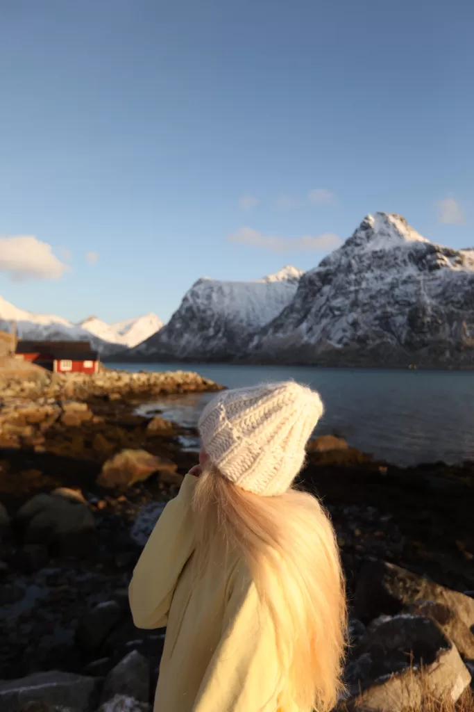 Photographer Lofoten | couple, engagement, wedding, family, portraits photography | Northern Norway